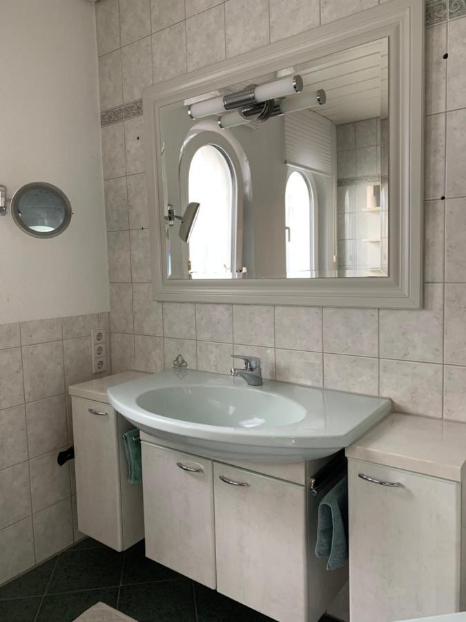 Haus Am Pfingstborn Appartement Ober-Mörlen Buitenkant foto