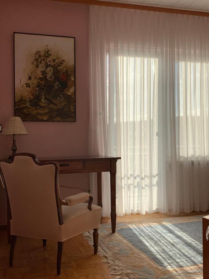 Haus Am Pfingstborn Appartement Ober-Mörlen Buitenkant foto