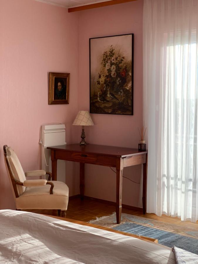 Haus Am Pfingstborn Appartement Ober-Mörlen Buitenkant foto