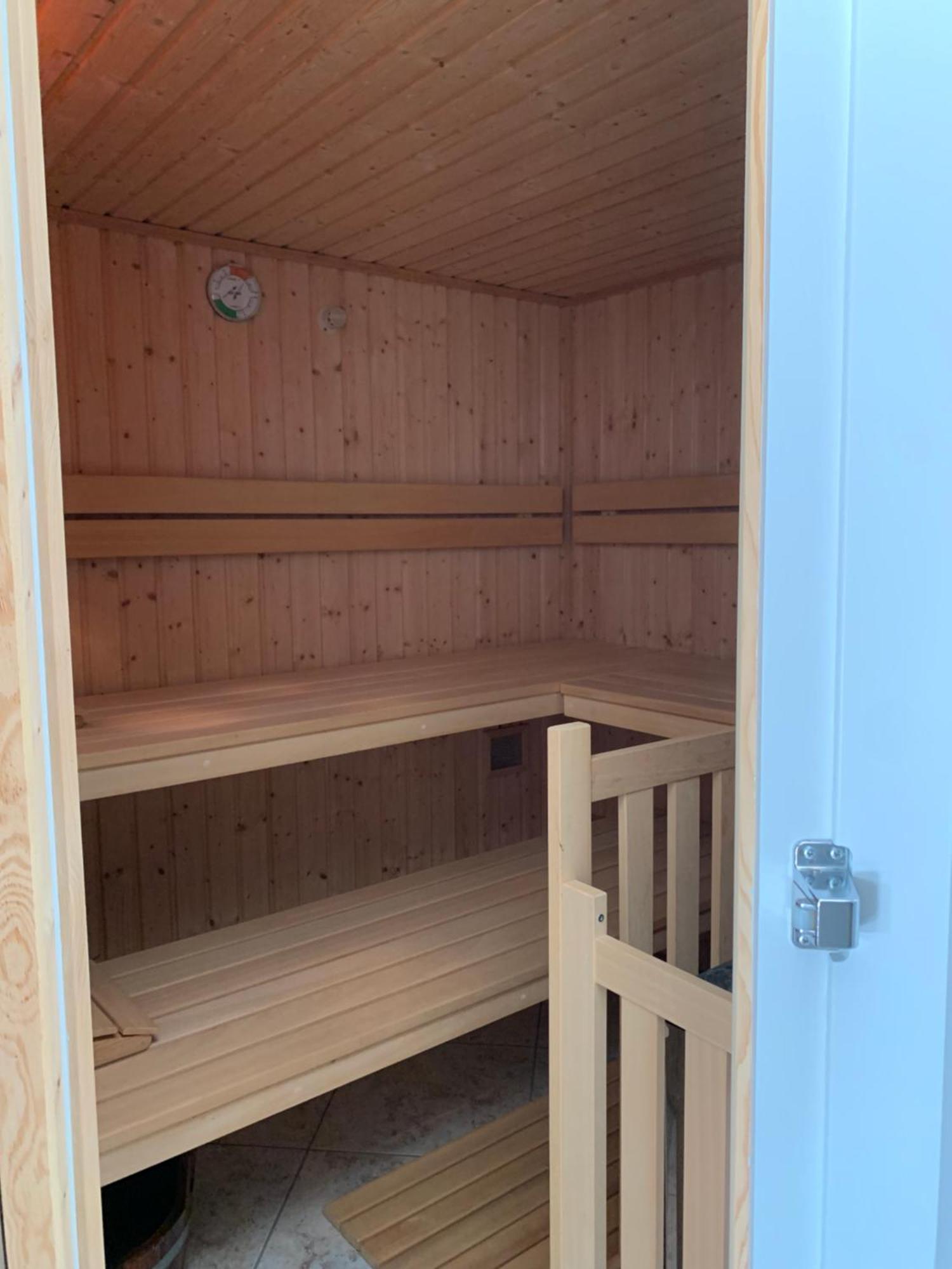 Haus Am Pfingstborn Appartement Ober-Mörlen Buitenkant foto