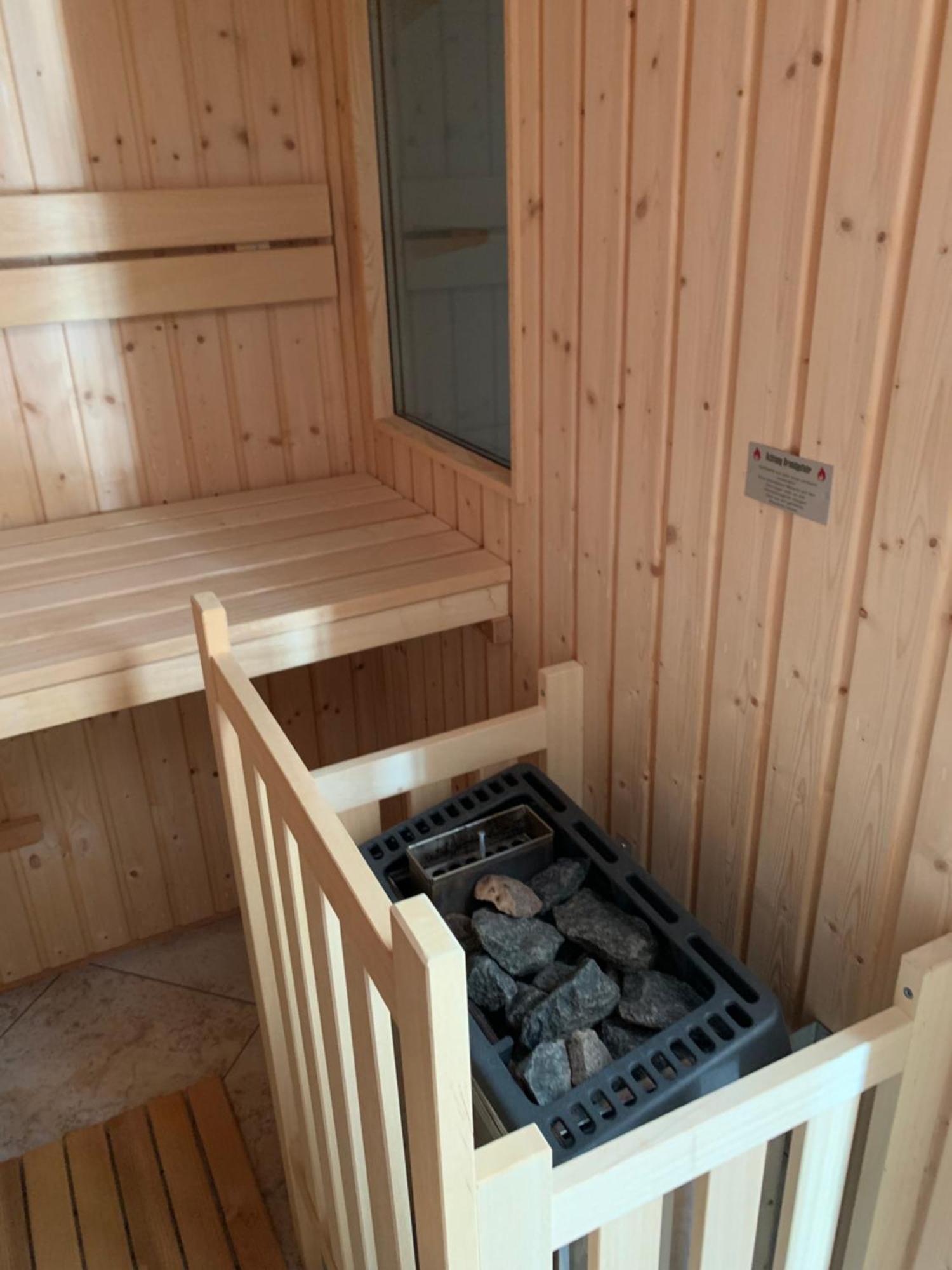 Haus Am Pfingstborn Appartement Ober-Mörlen Buitenkant foto